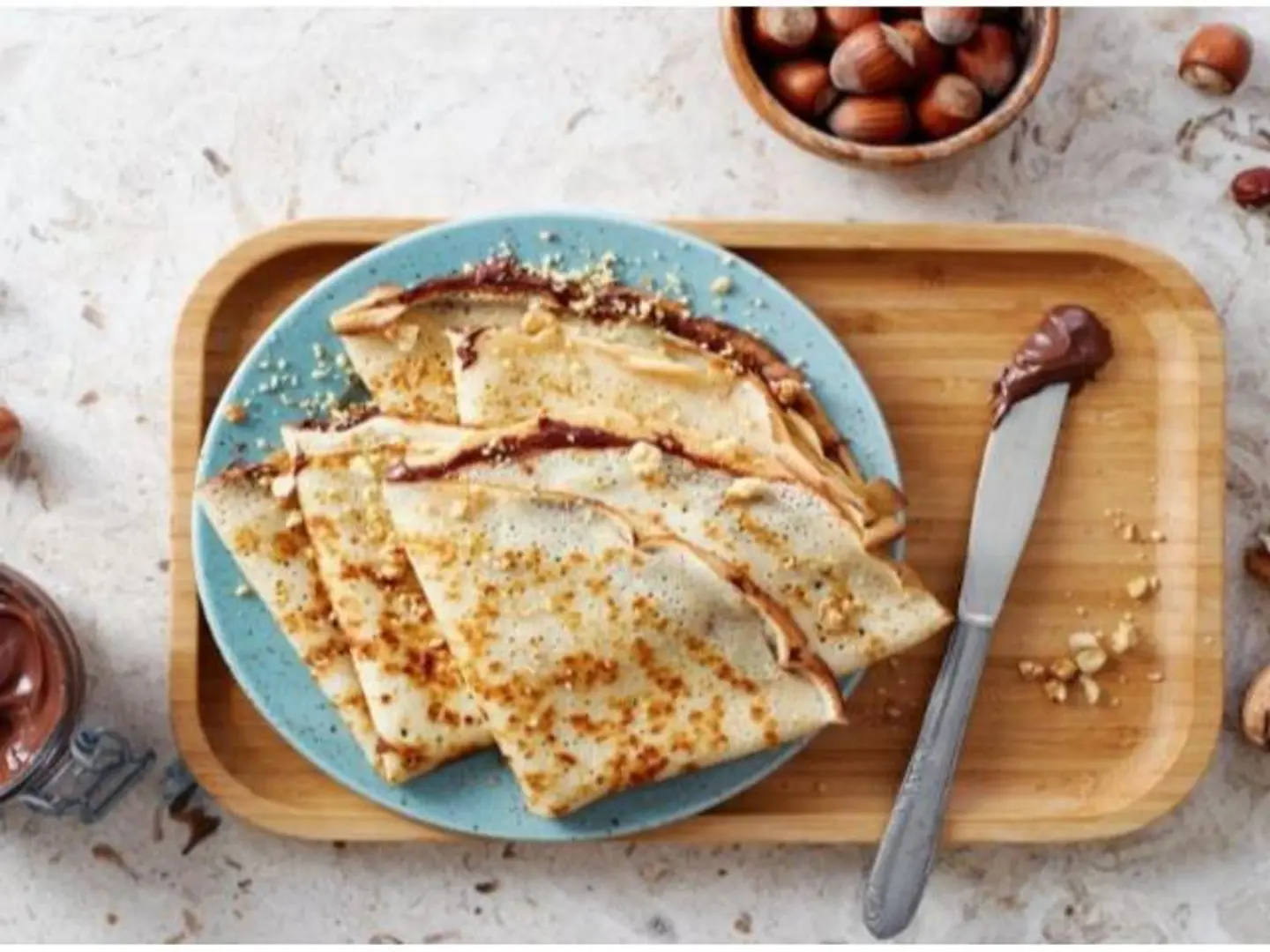 كريب نوتيلا مكسرات