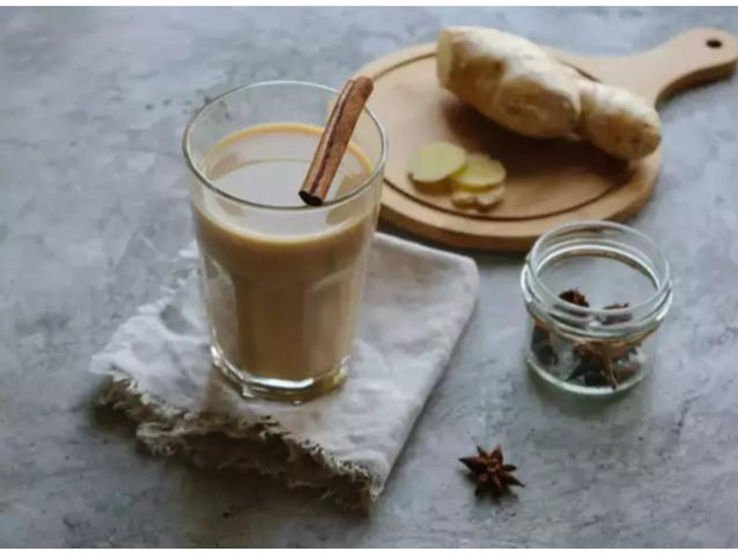 Hot Milk Tea With Ginger.