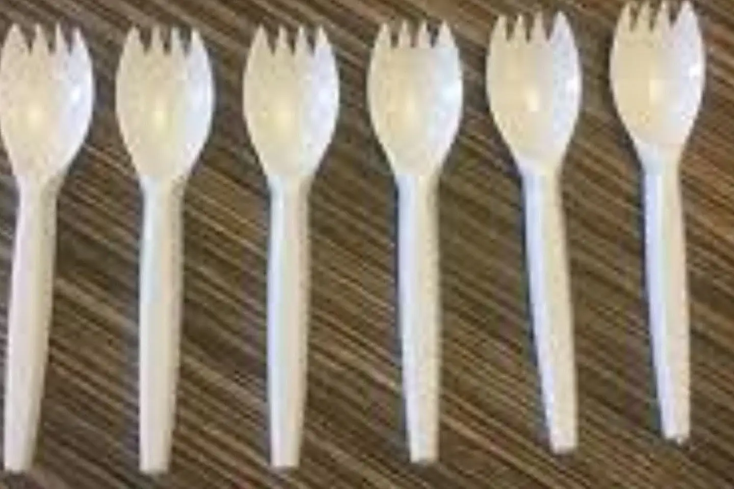 Plastic Thistle50 Piece Bag