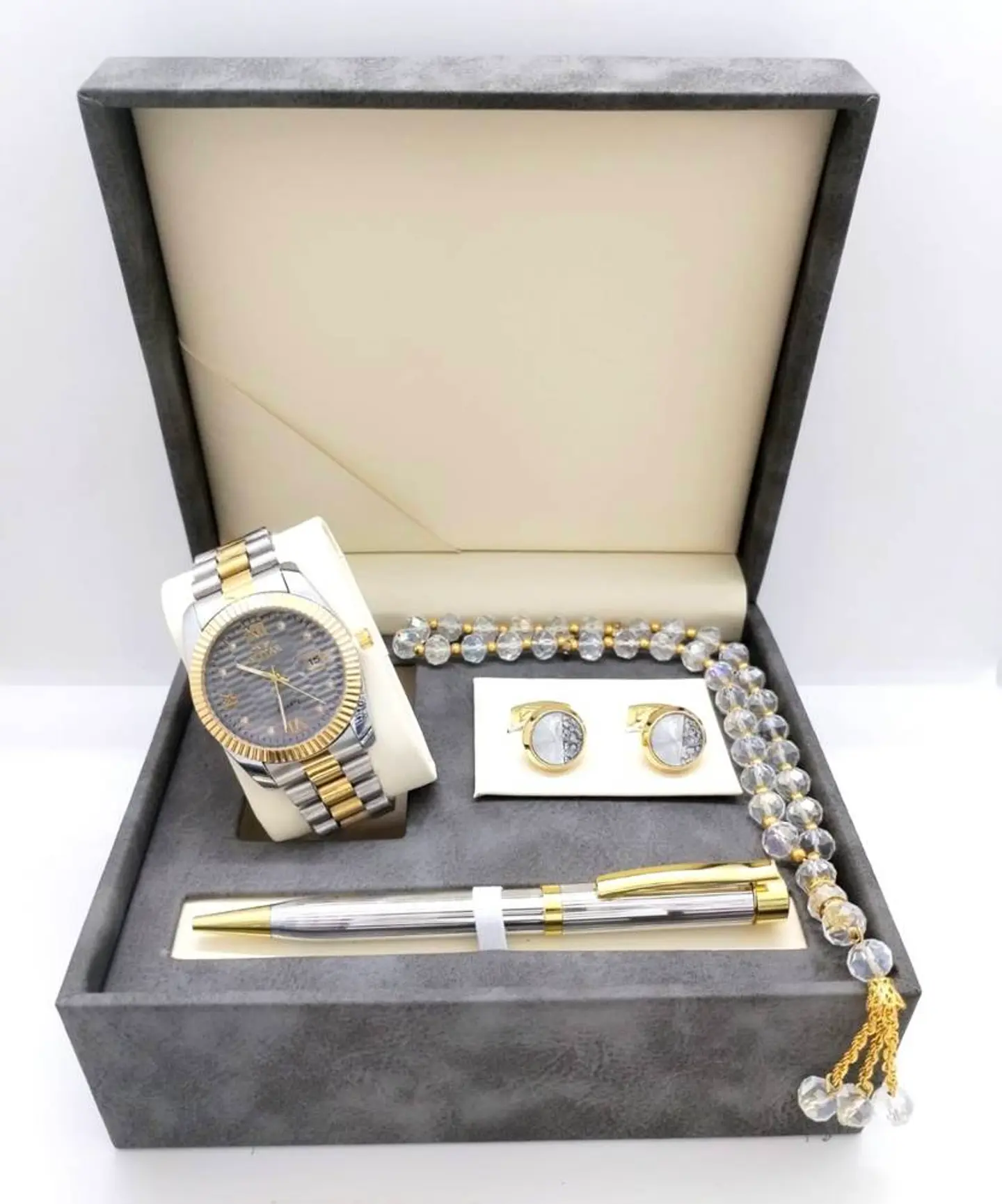 طقم هدايا رجالي فاخر - رمز الأناقة والتميز21