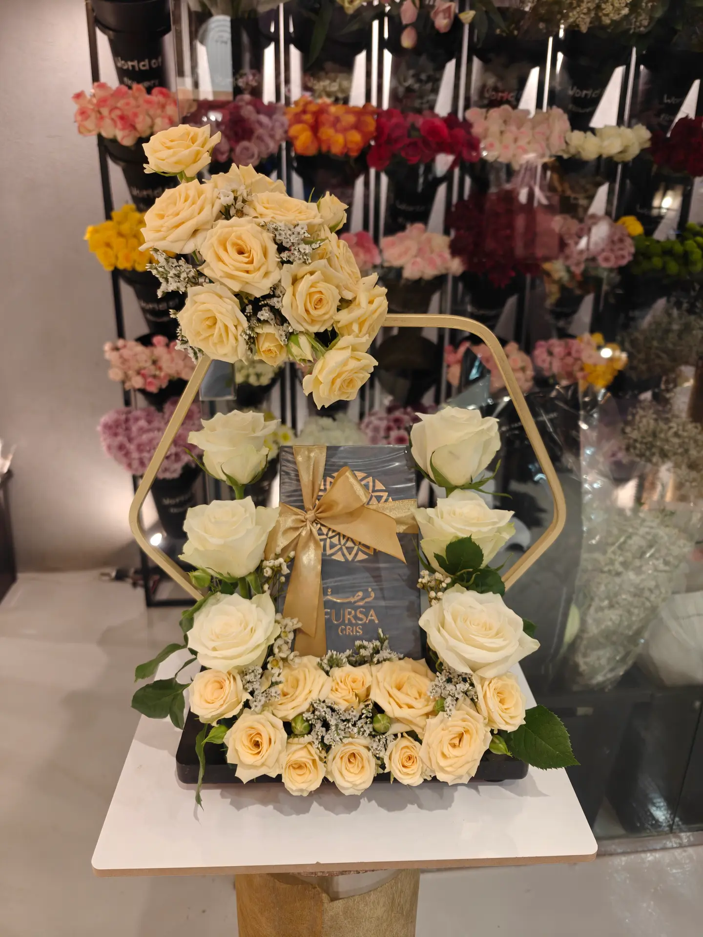 استاند عطر 1