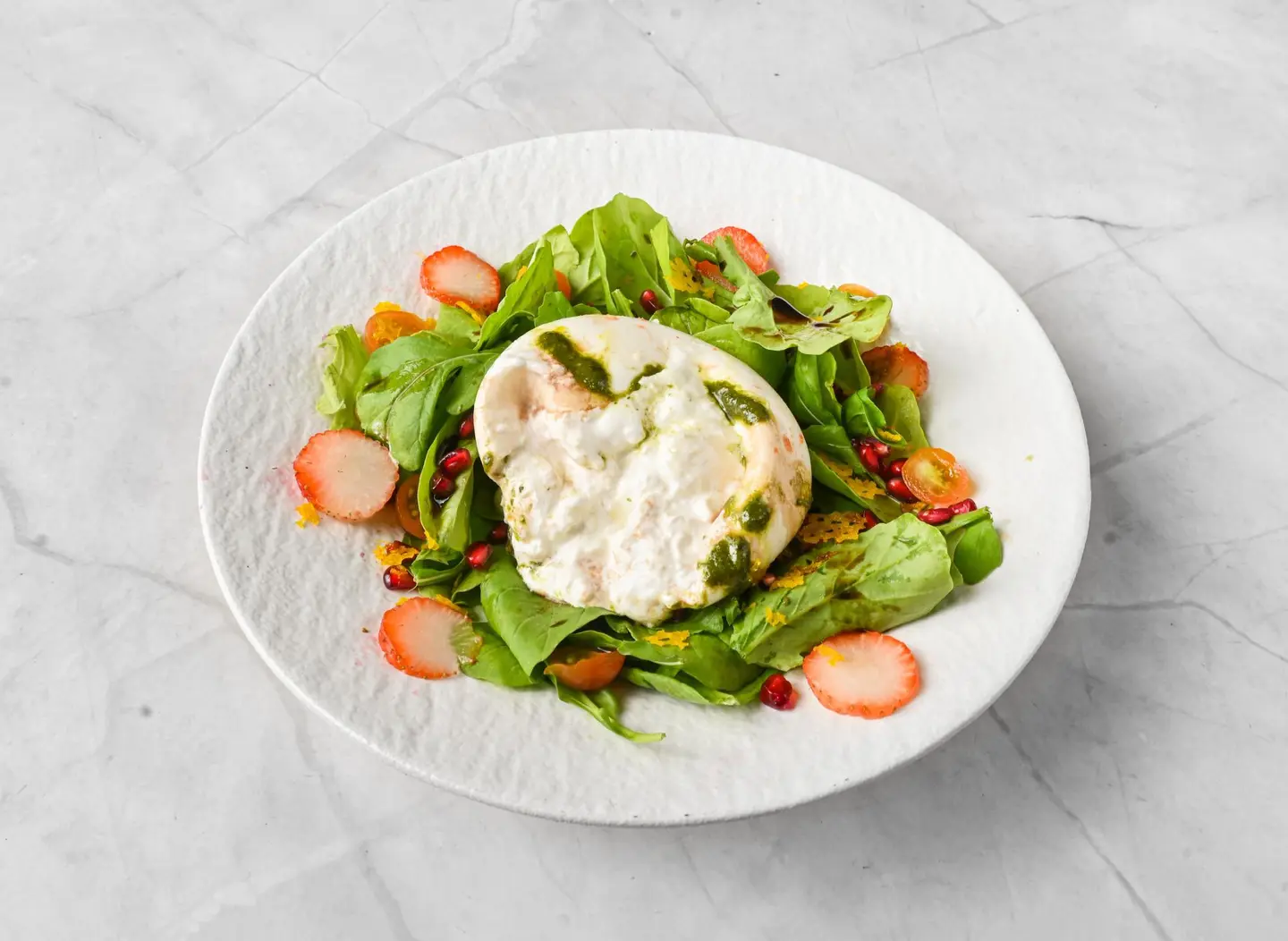 سلطة بوراتا