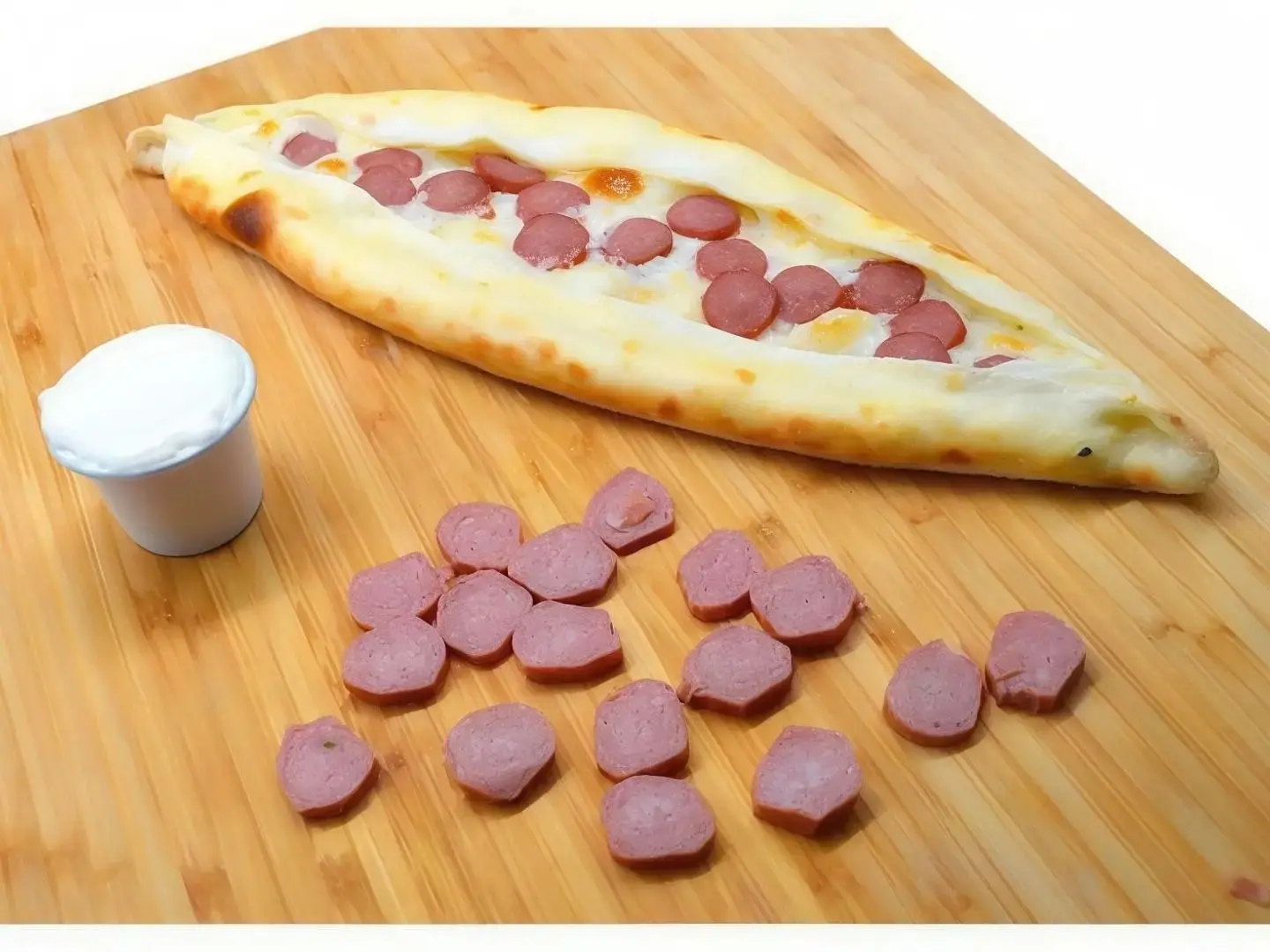 فطيرة نقانق