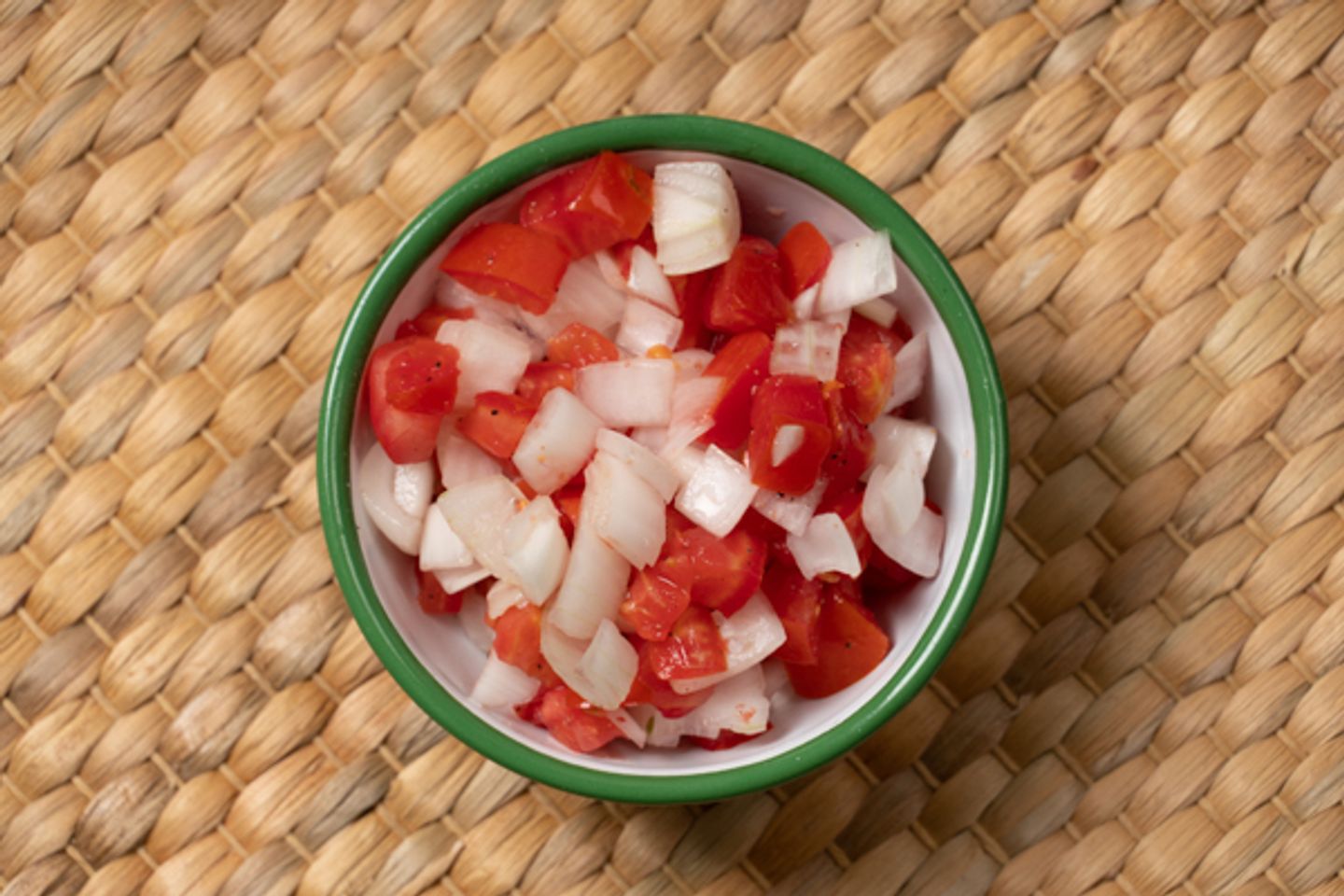 Tomato And Onion Salad