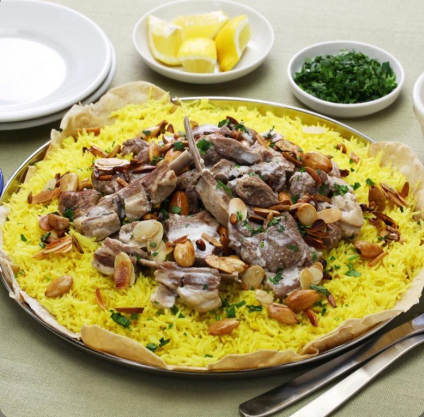 منسف لحم