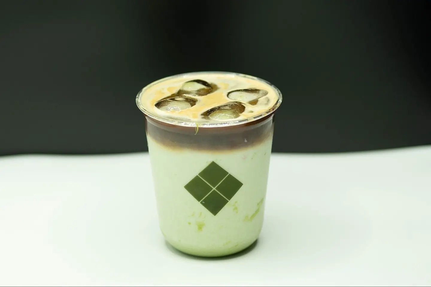 لاتيه الفستق البارد