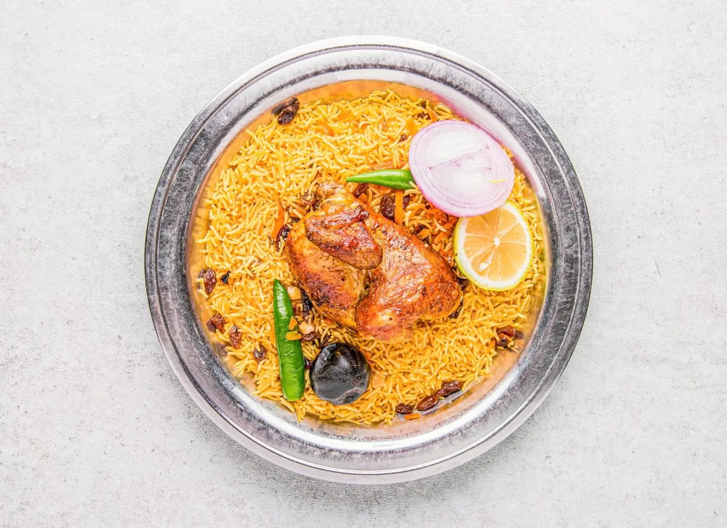 نصف دجاج شواية مع ارز