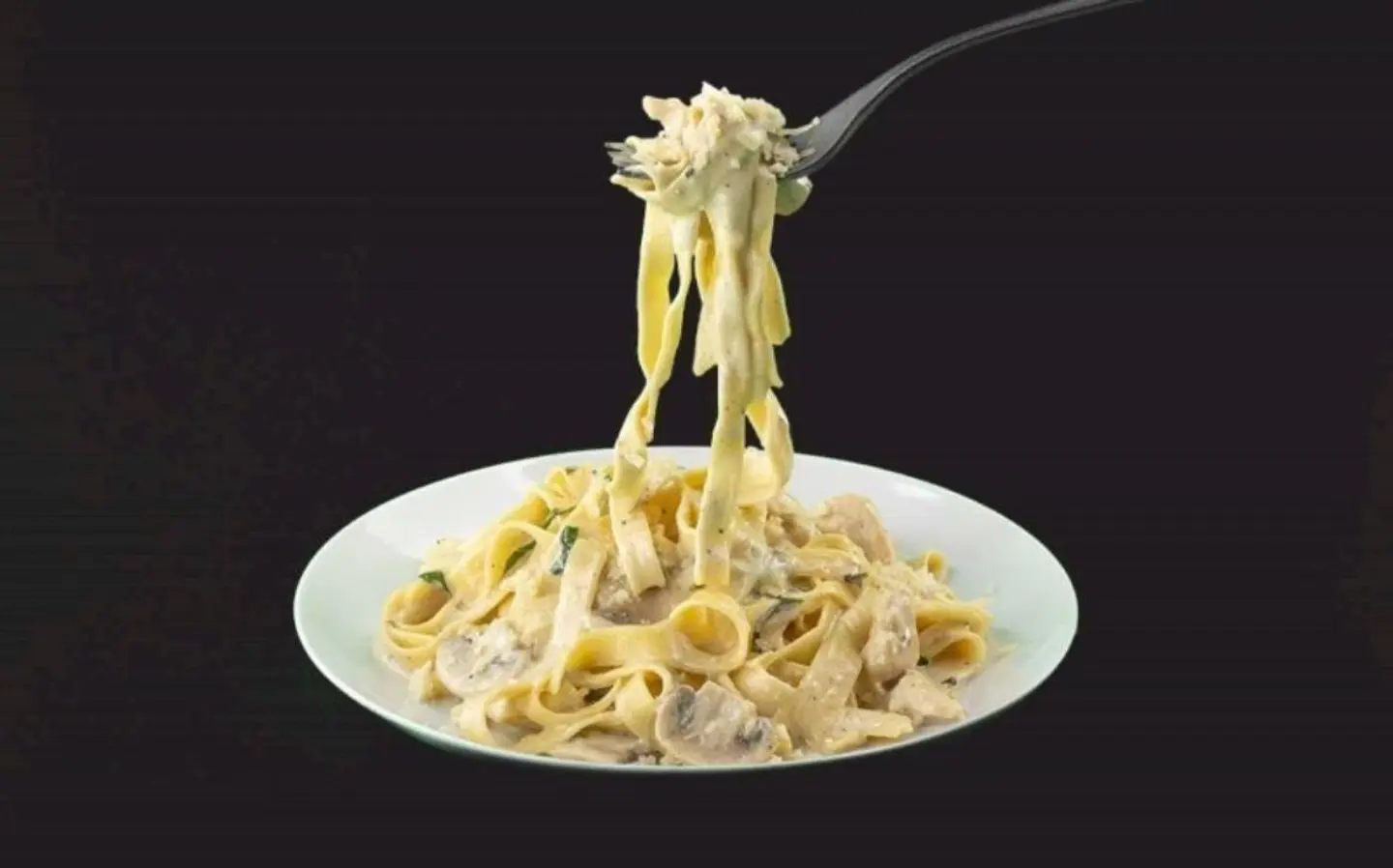 Tagliatelle Alfredo With Chicken