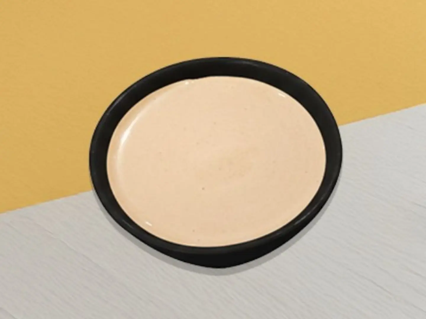 علبة صوص طحينة