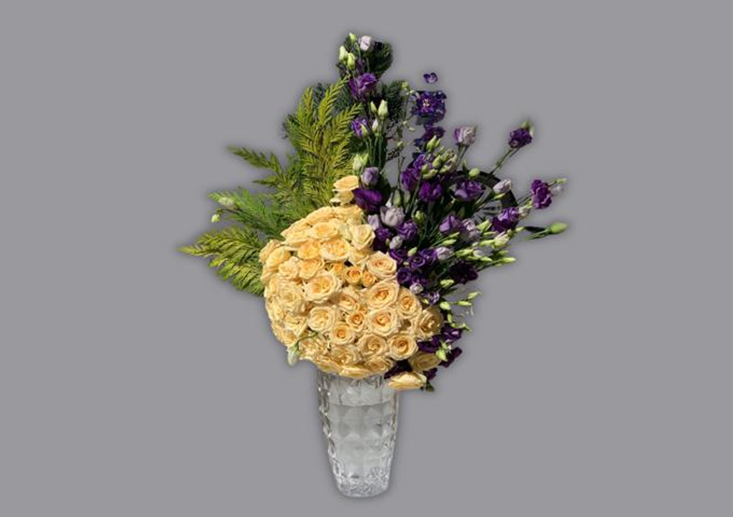 فازة بتلات الحب