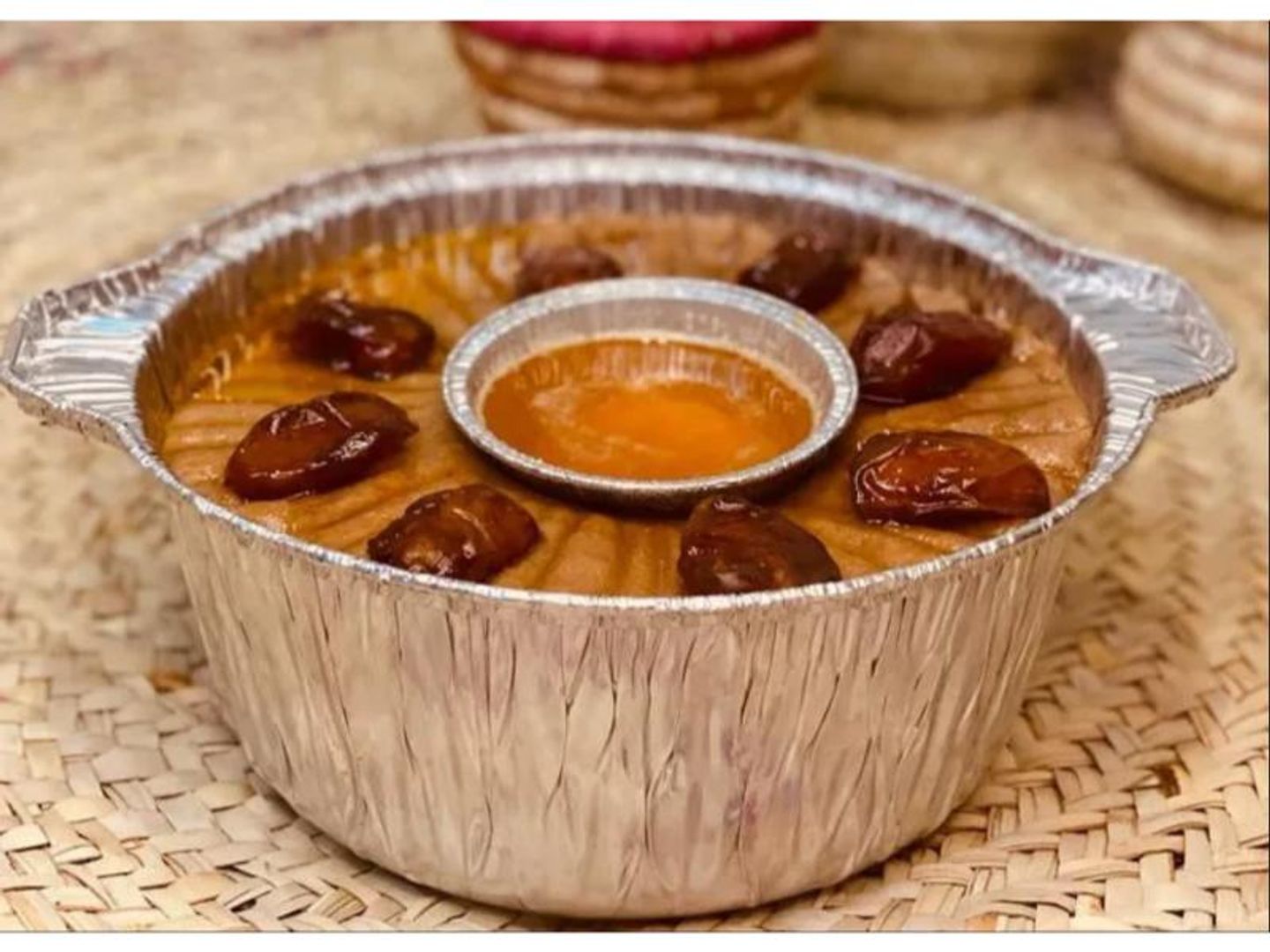 عريكة مع رضيفة صغير