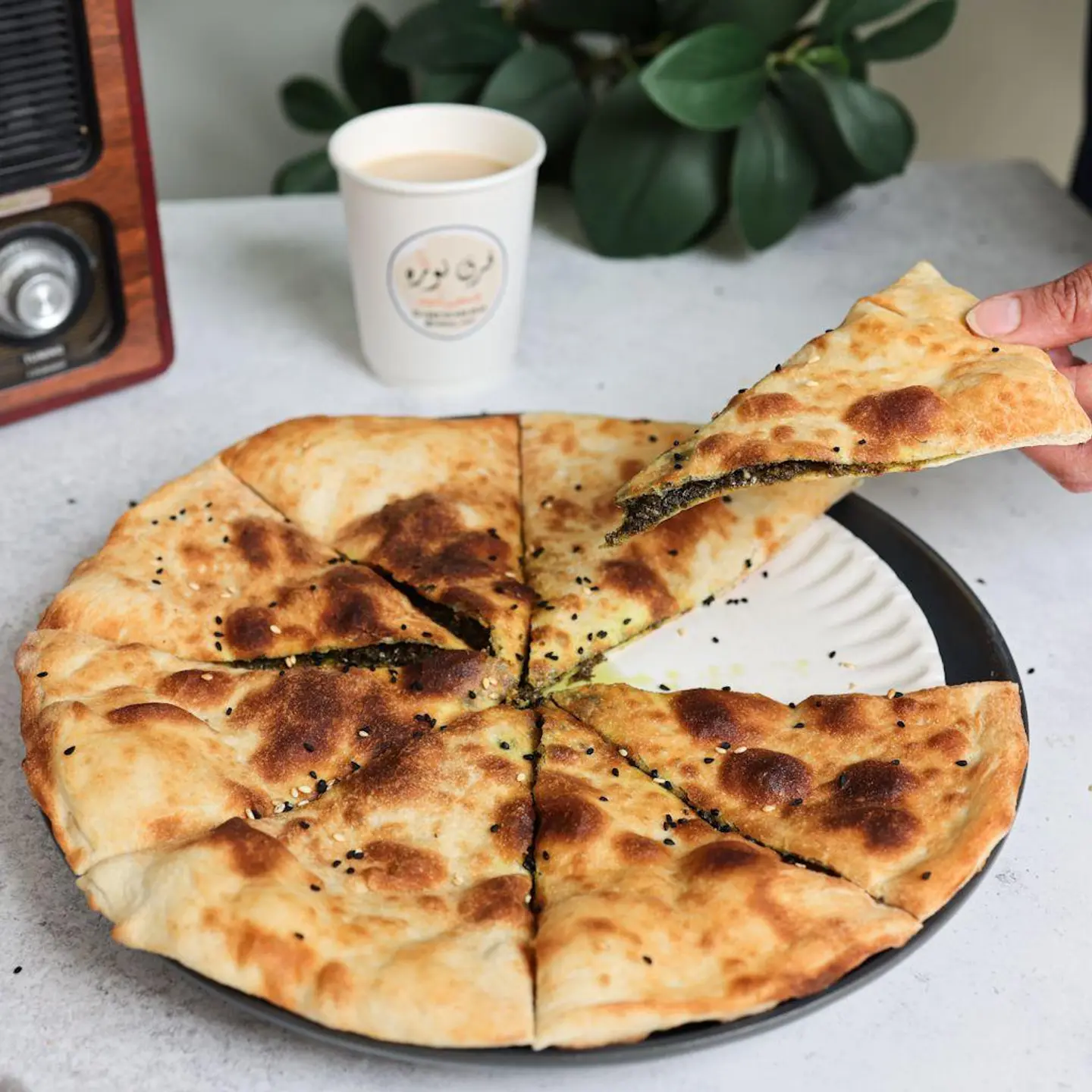 خبز الزعتر