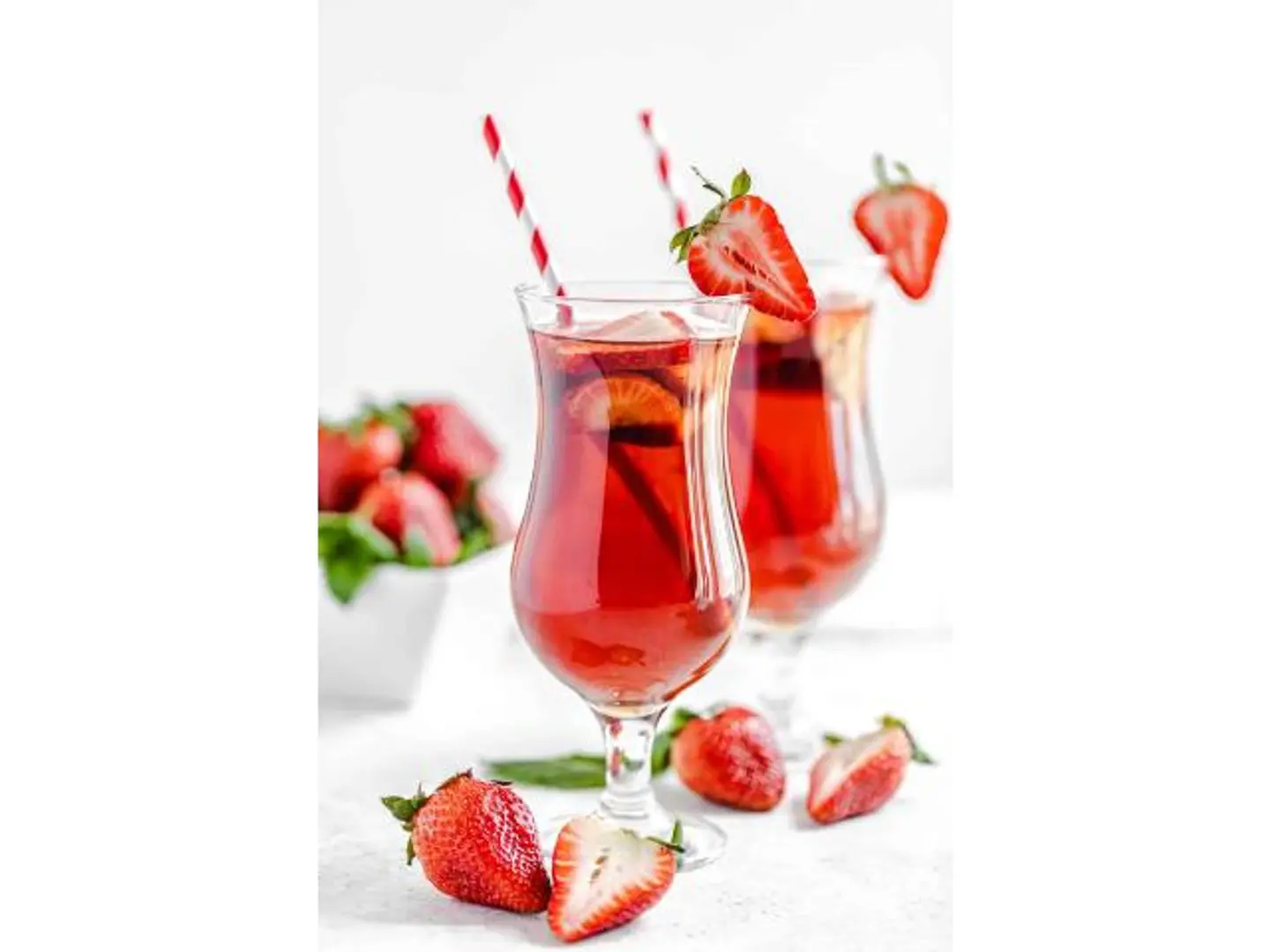 أيس تي فراولة - وسط