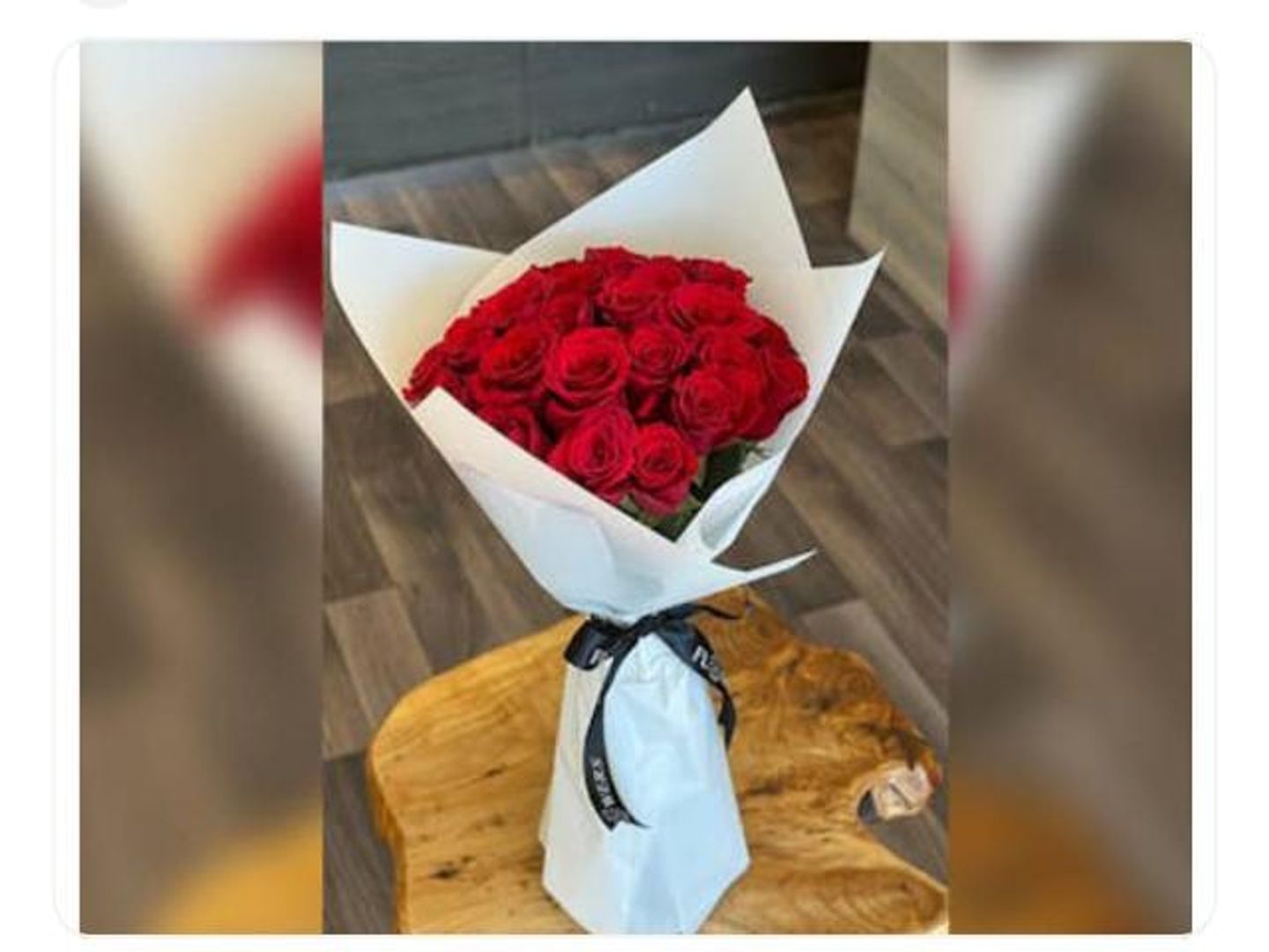 باقة ورد احمر باقة ورد جوري احمر وغلاف ابيض