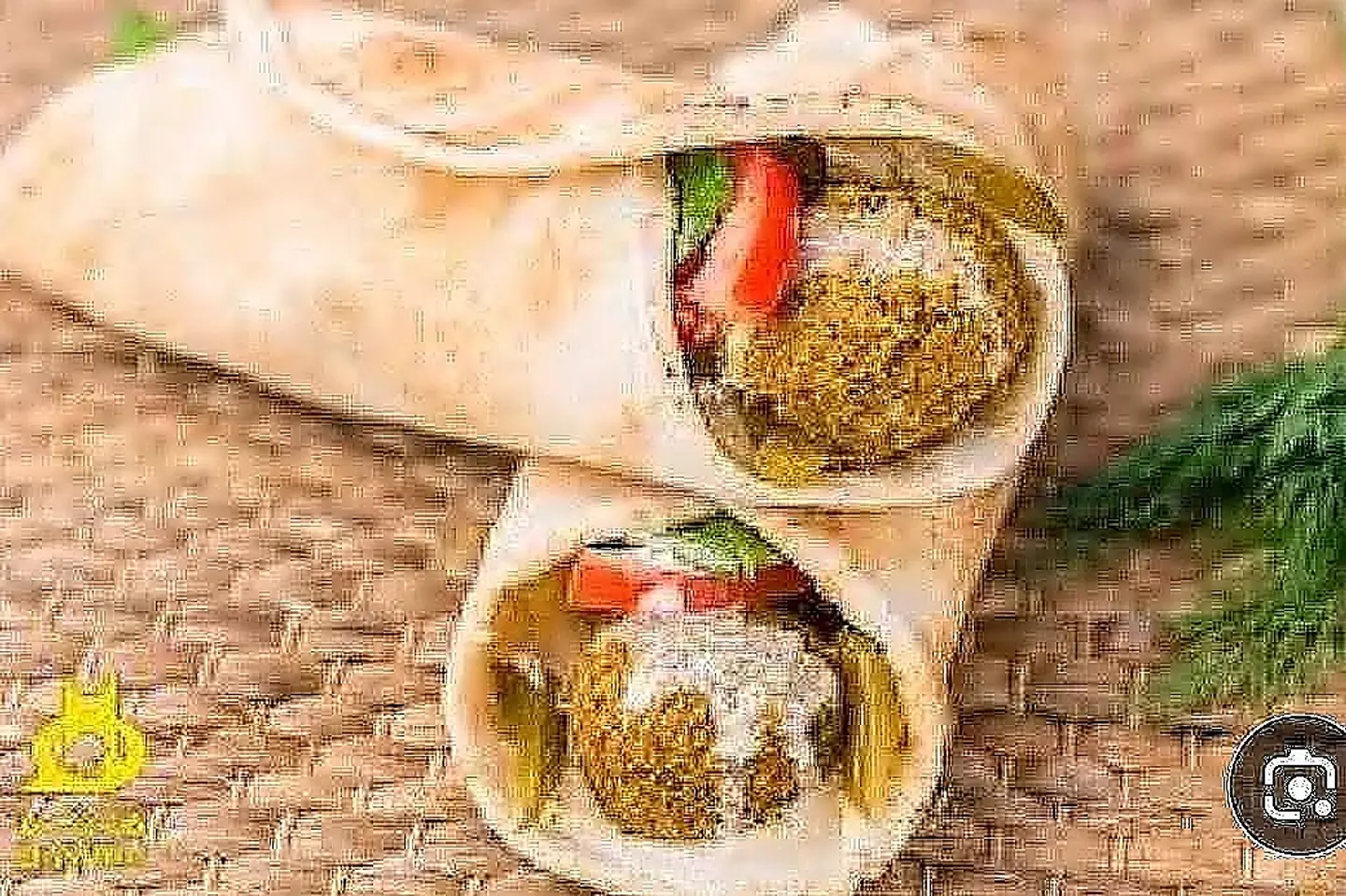 فلافل مع بيض بالخبز اللبناني