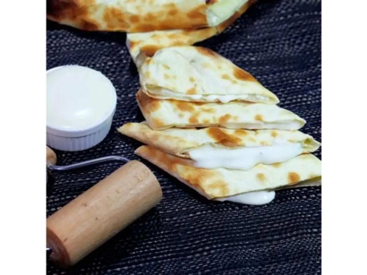 فطيرة جبن سائل
