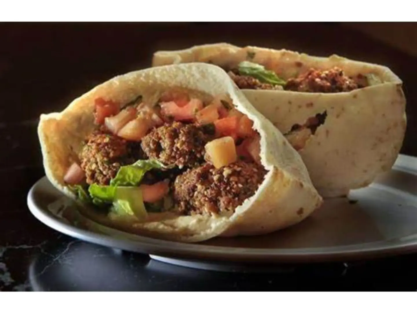 ساندوتشات تقاطيع عادي