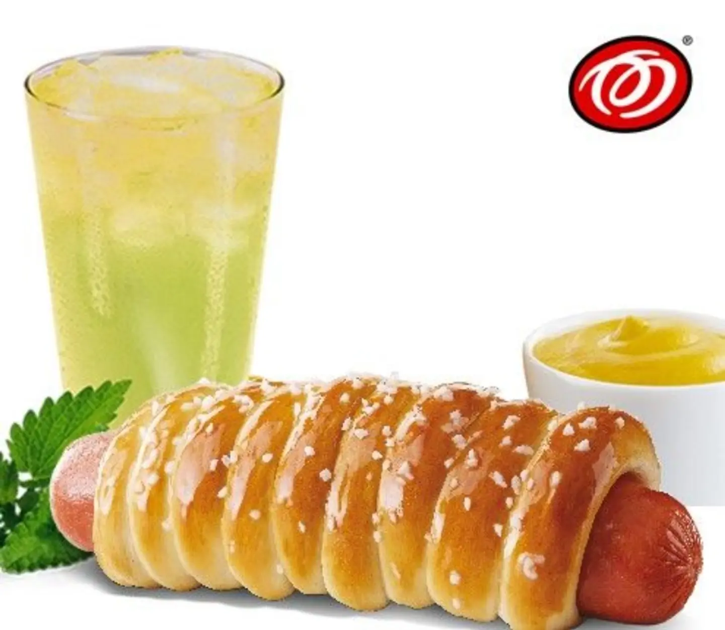 بريتزل النقانق مع صوصك المفضل + عصير الليمون الطازج