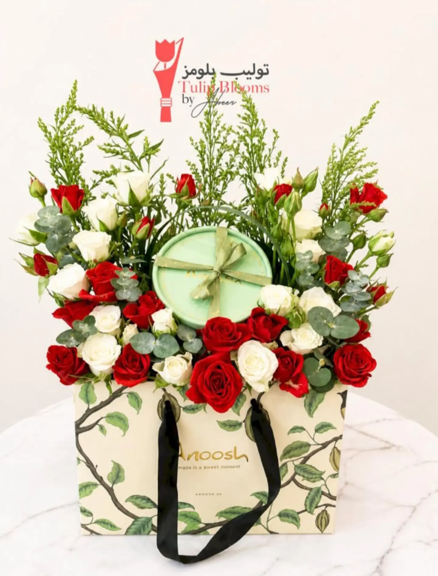 Anoush Chocolate With Natural Roses
