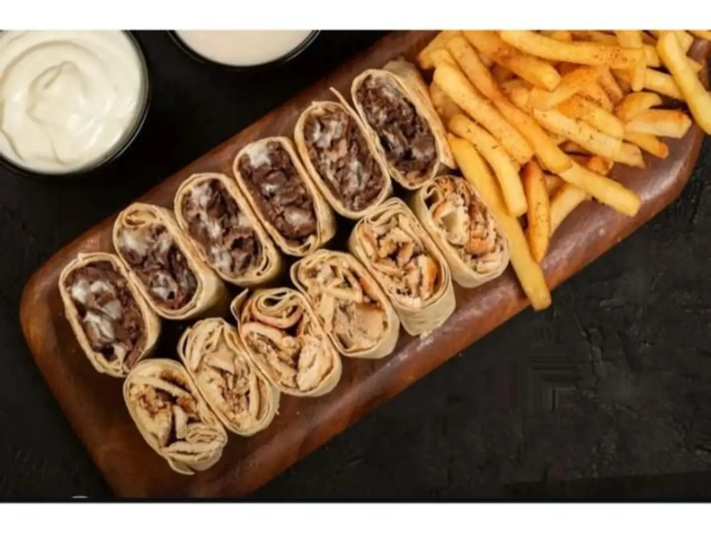 بوكس شاورما عربي لحم مكس كبير