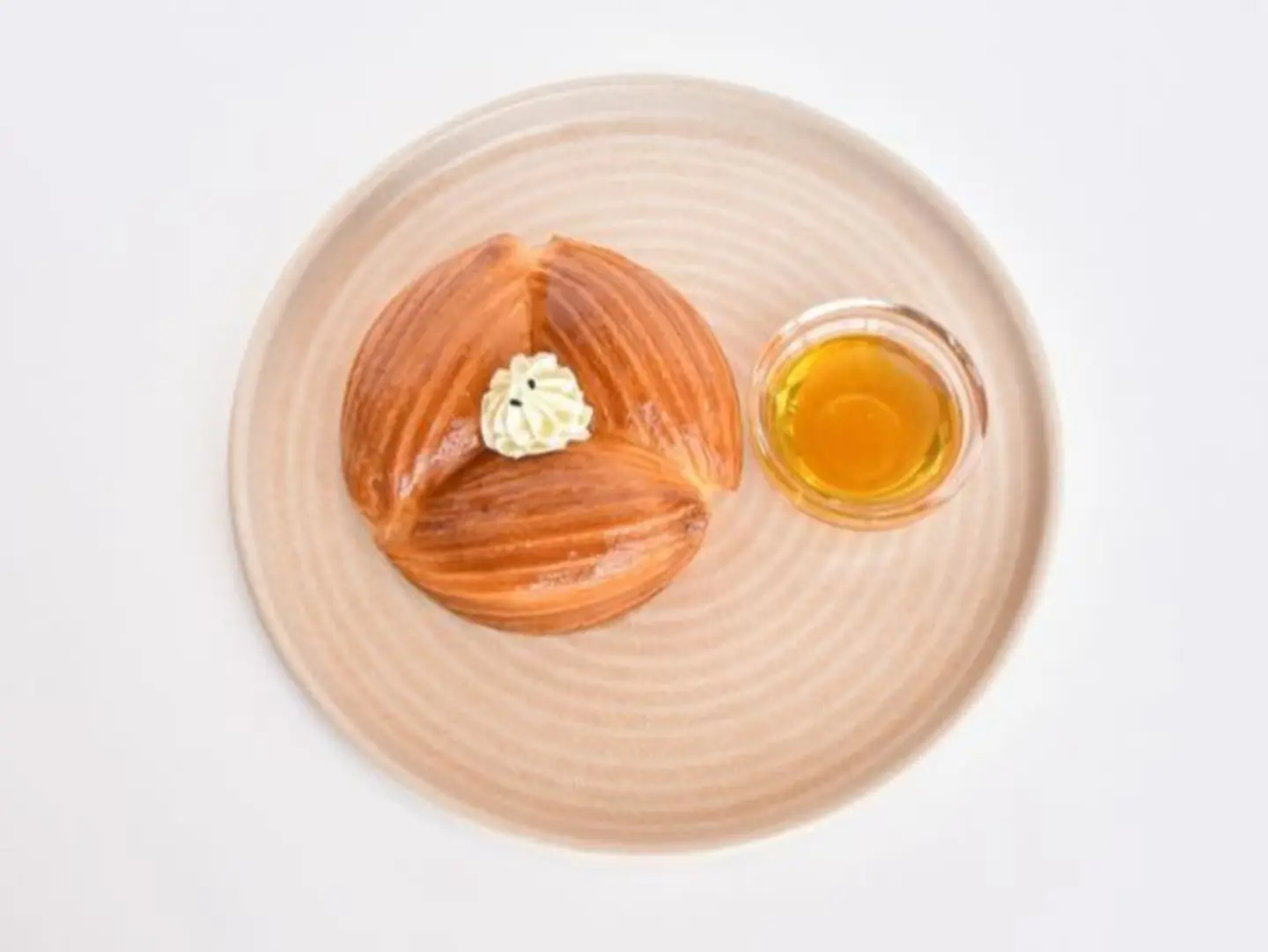 Honeycomb With Cheese