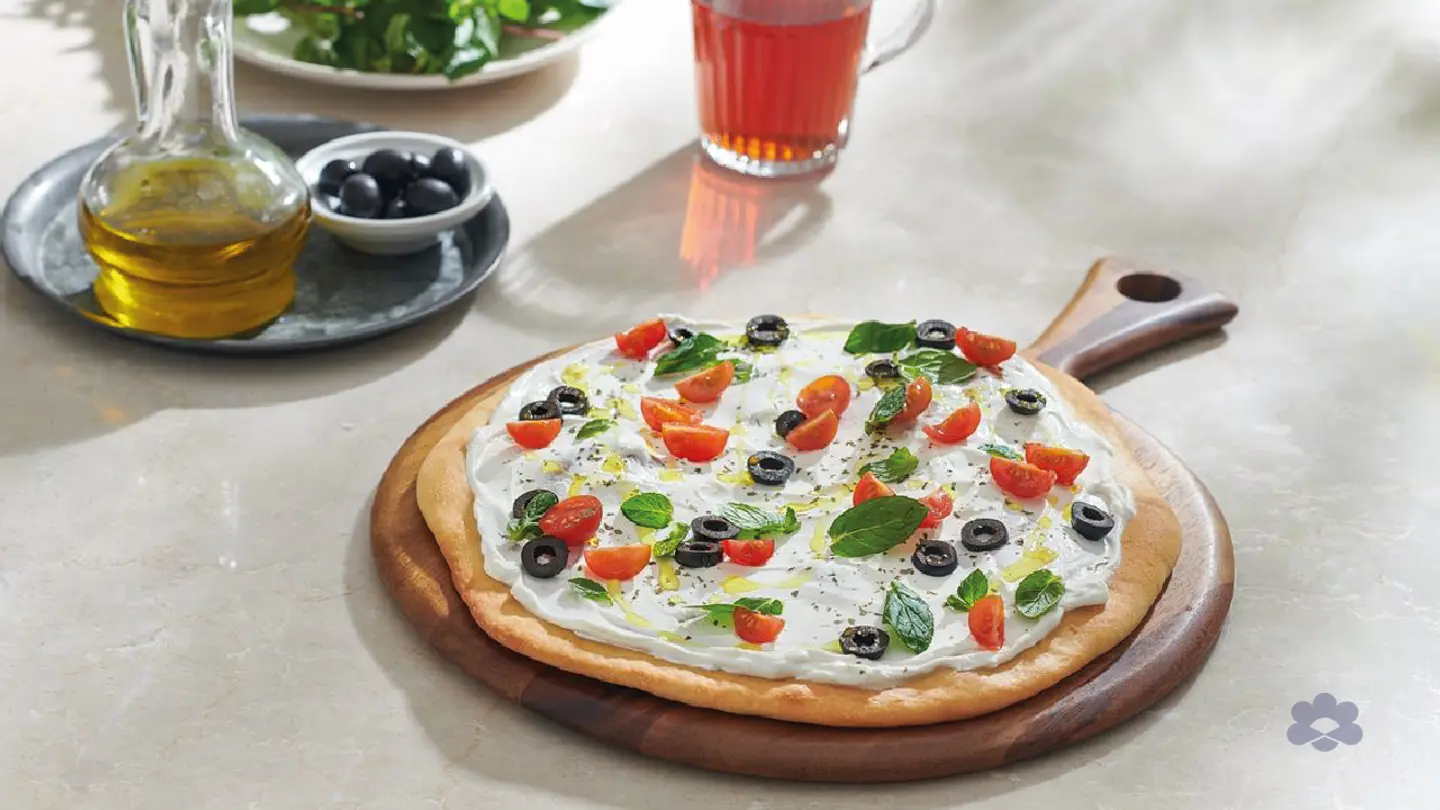 Labnah Pizza