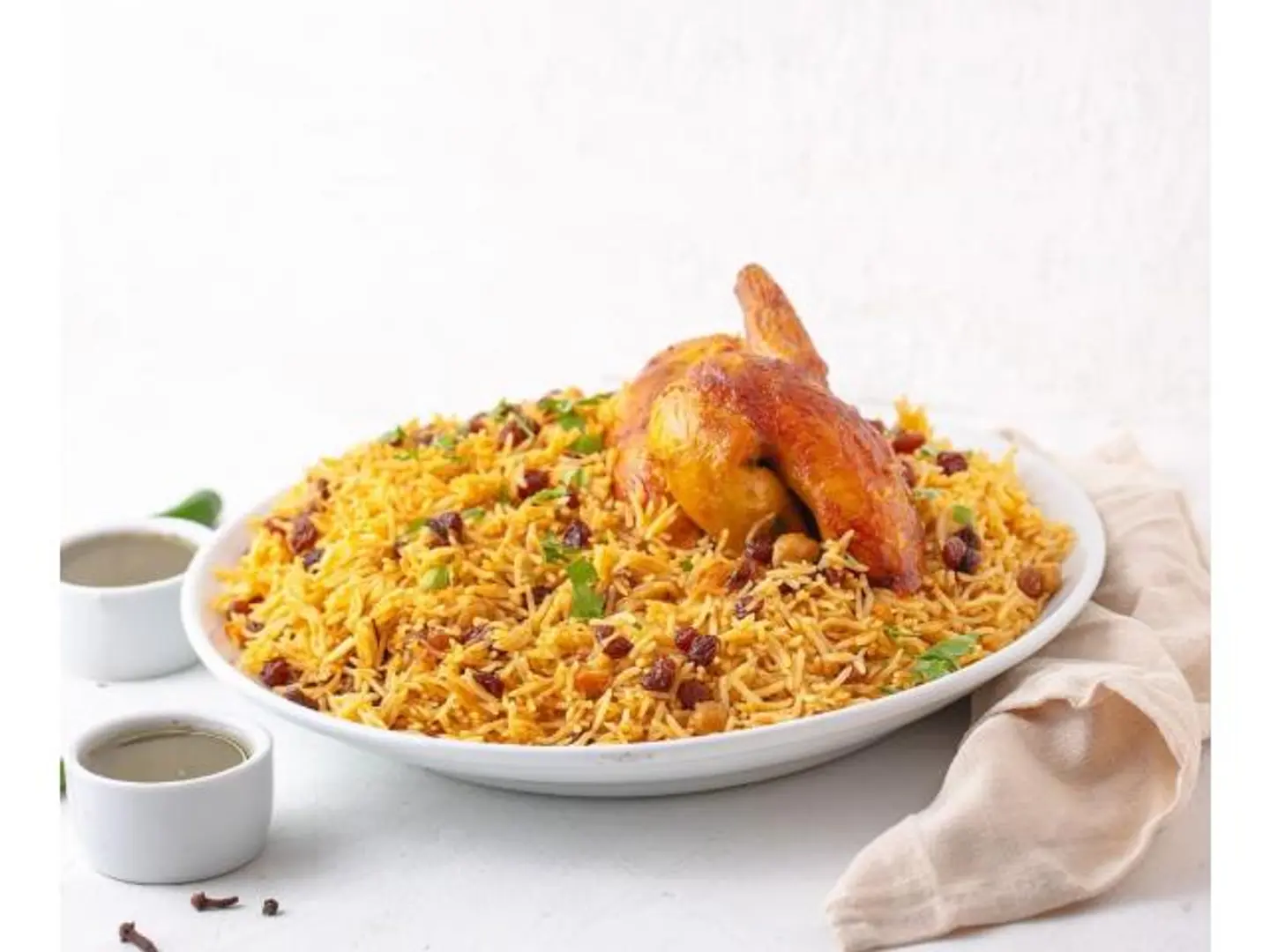 نص حبة دجاج شواية مع رز