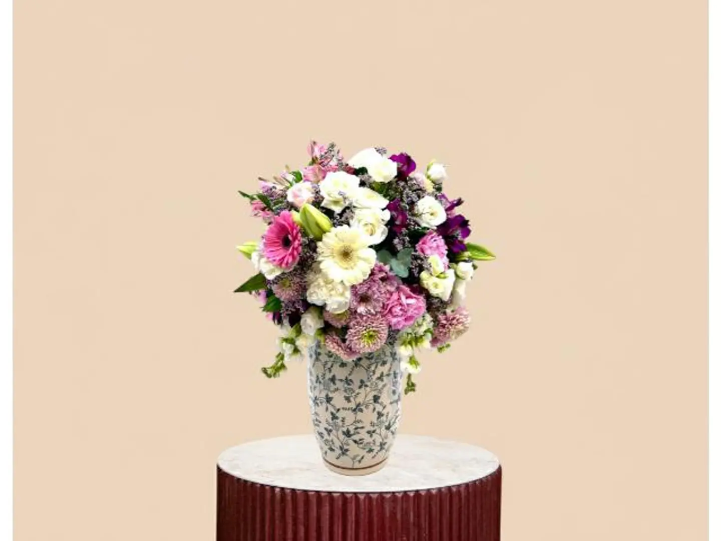The Most Beautiful Vase, Munira