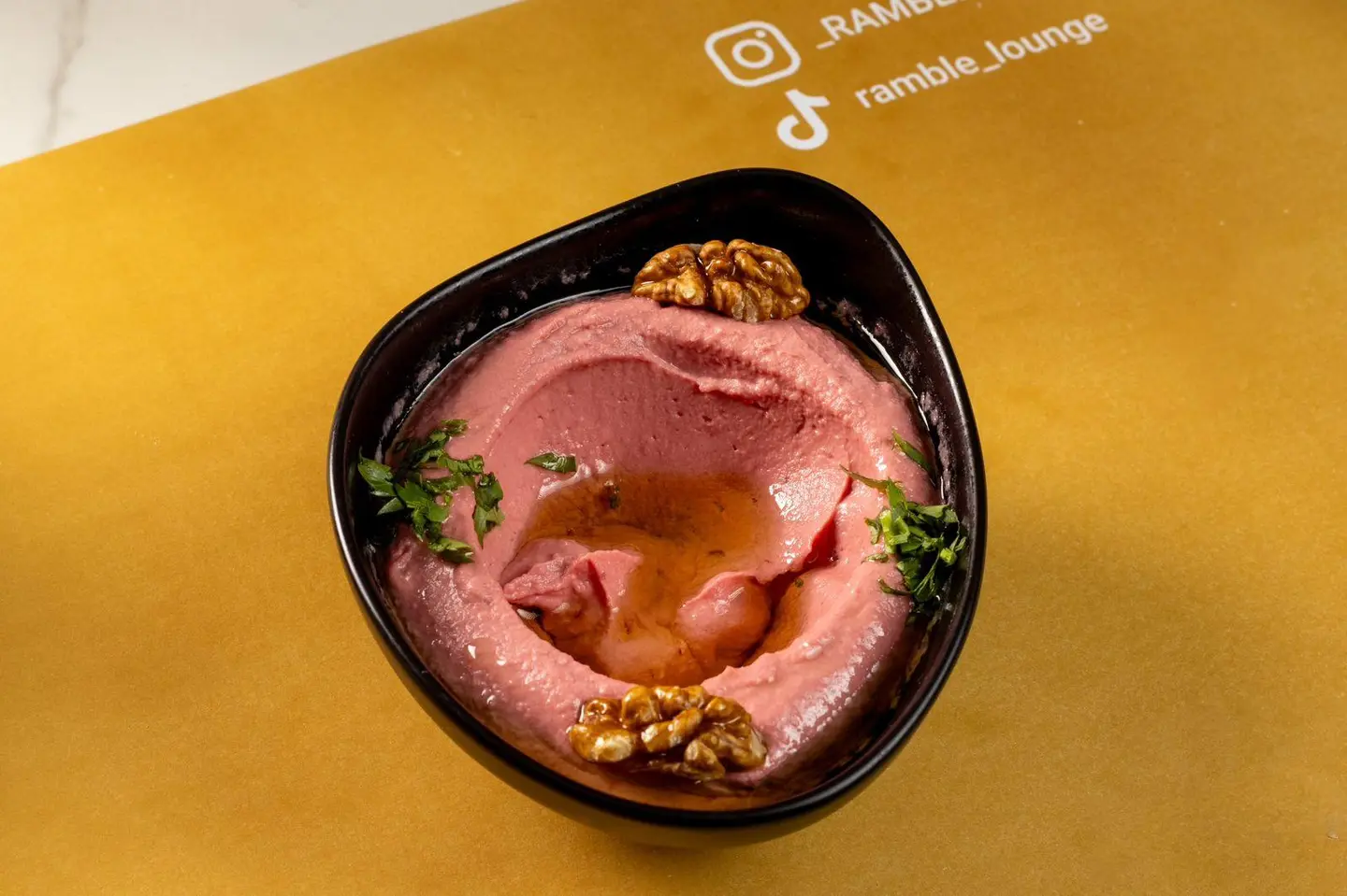 حمص بالشمندر