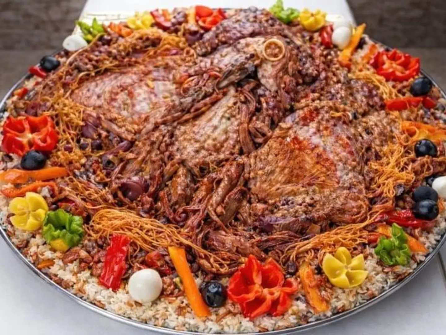 تيس كامل حنيذ