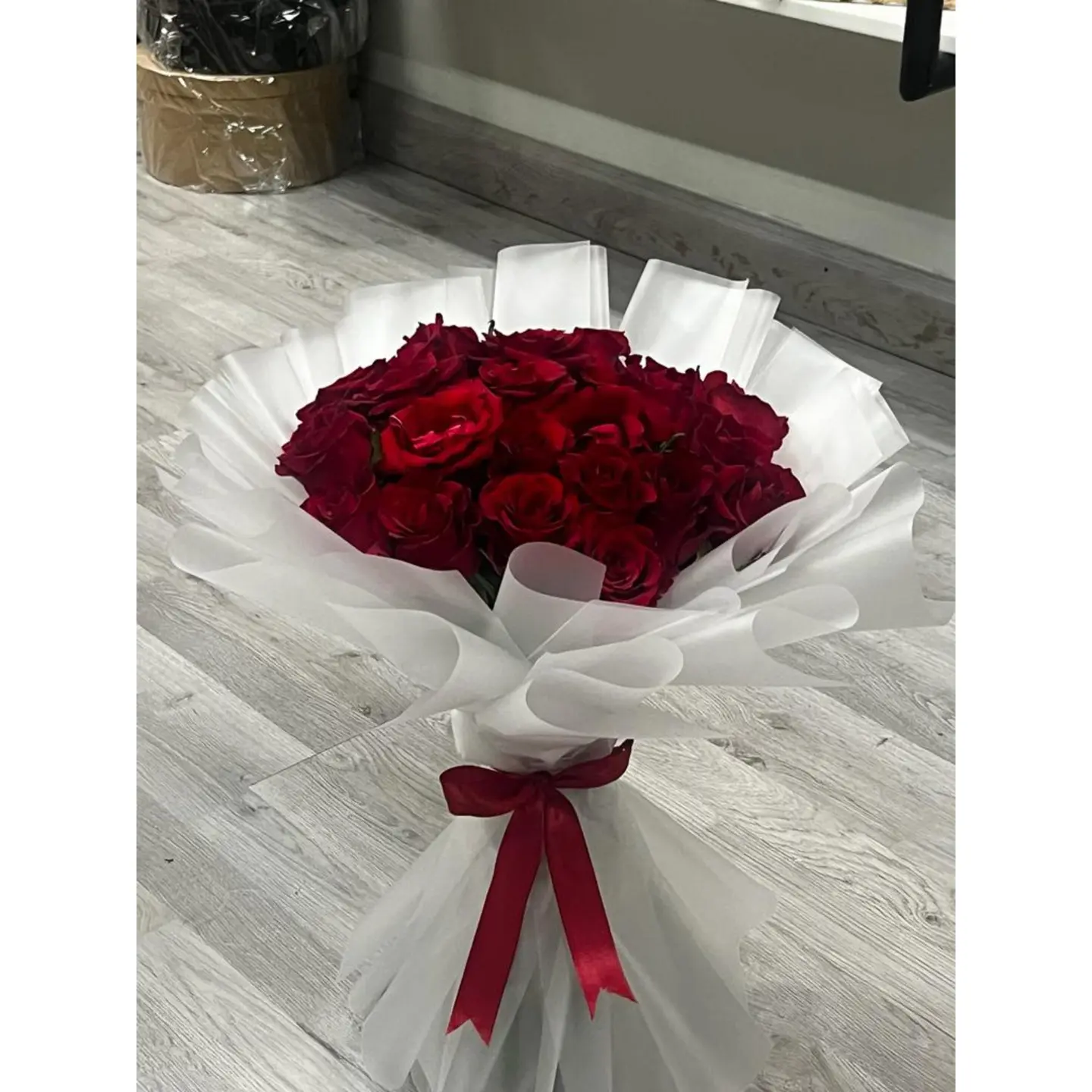 Natural Roses Bouquet B32