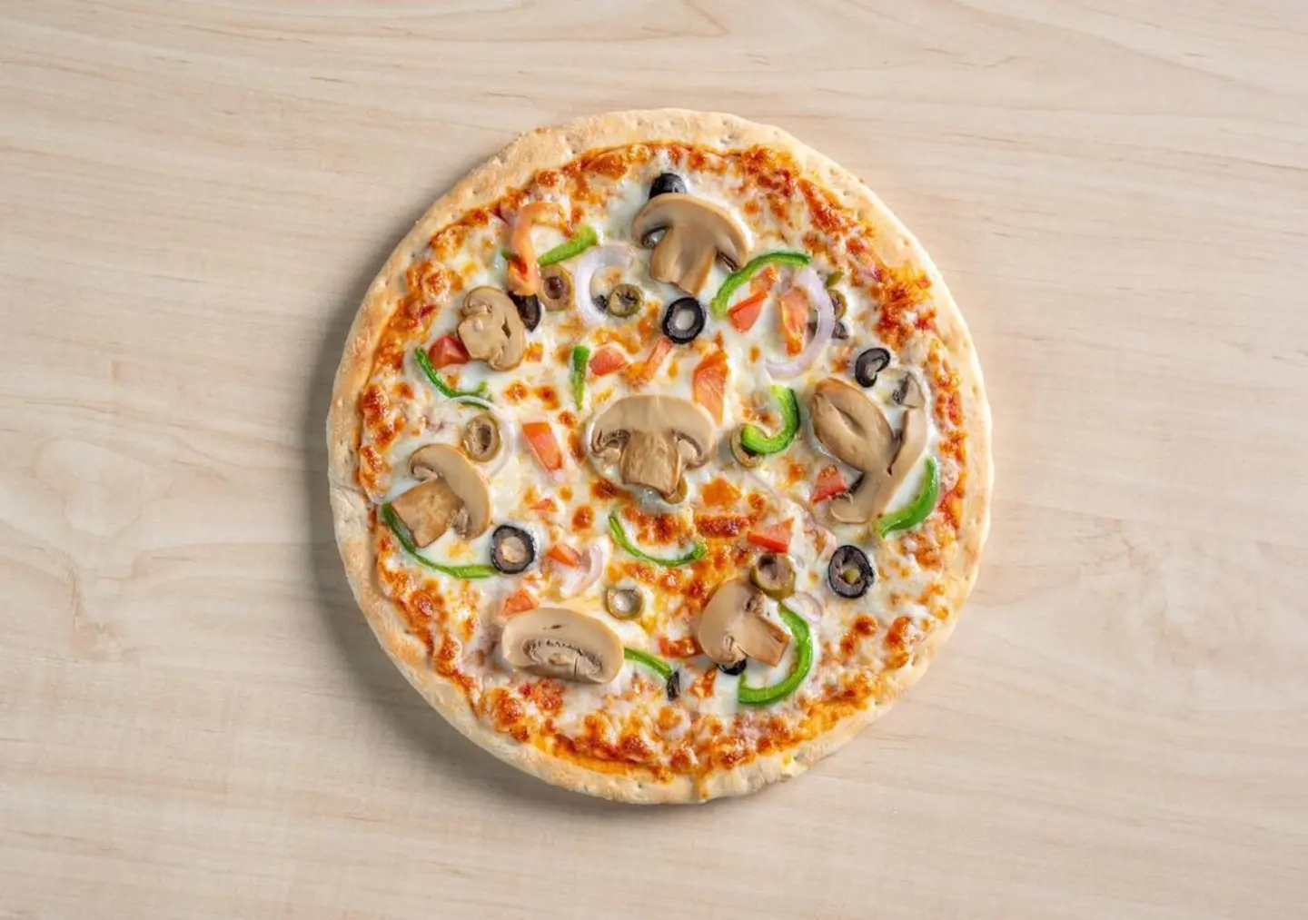 Vegetable Pizza With Mushroom