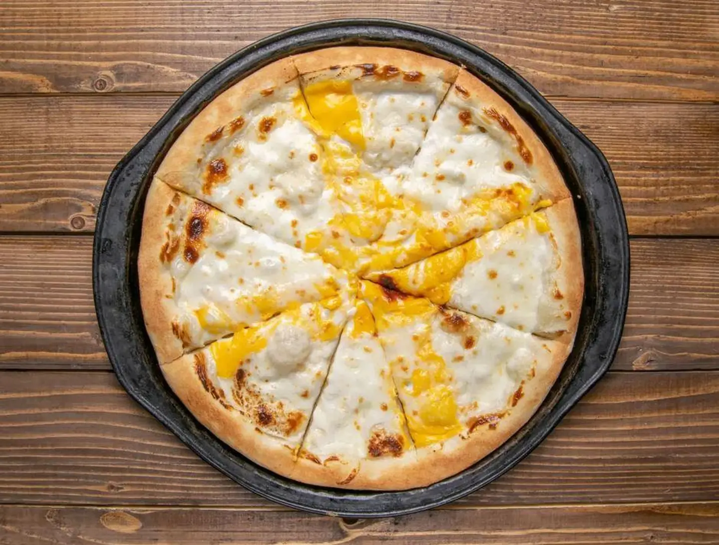 Mixed Cheese Pizza