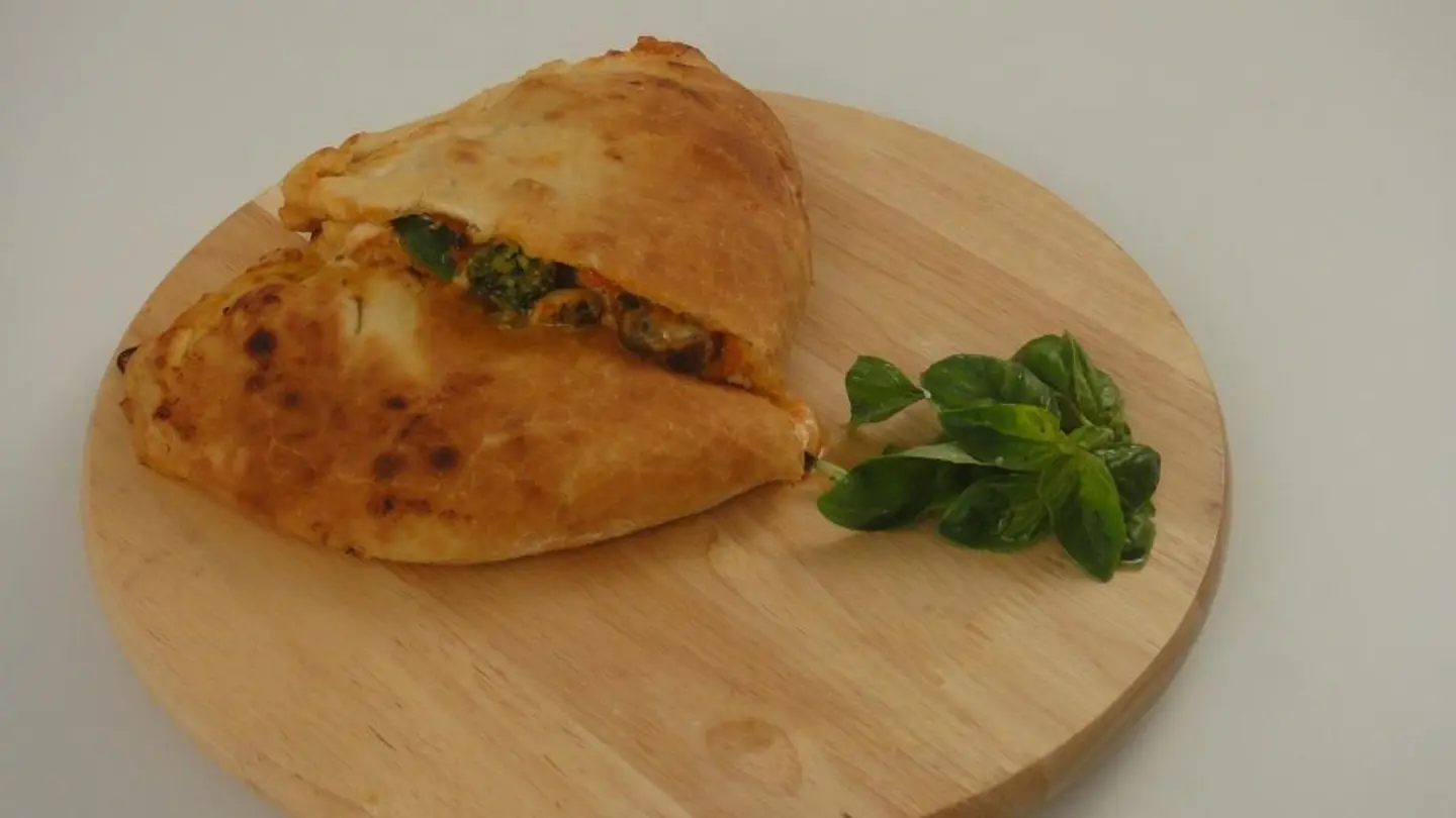 Labneh And Vegetables Sandwich