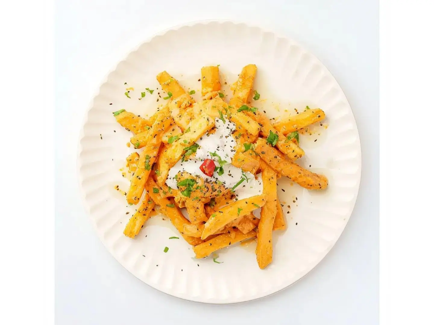 بطاطس بالدجاج والشيتوس والجبنة