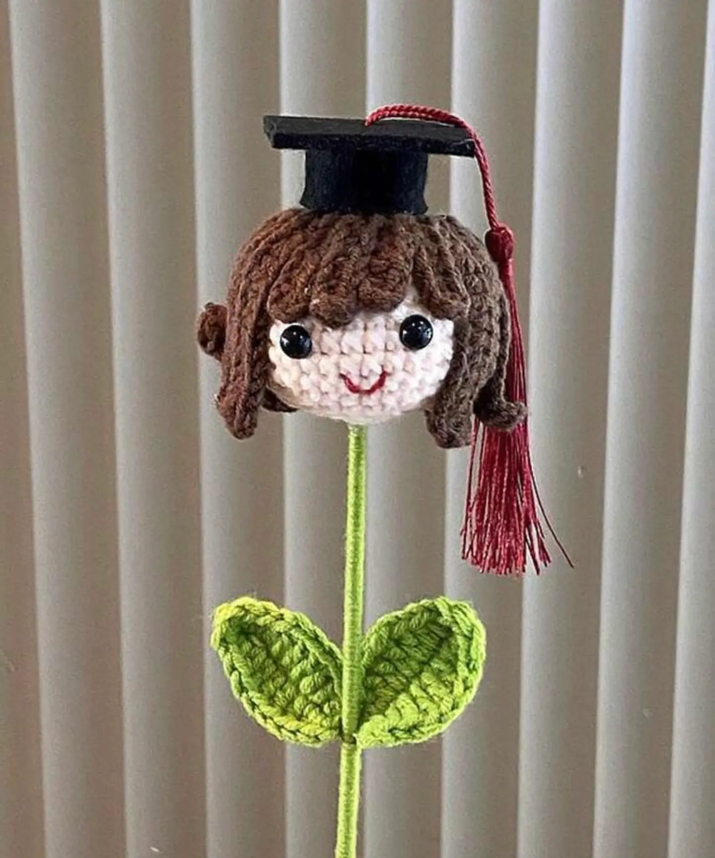 دمية التخرج