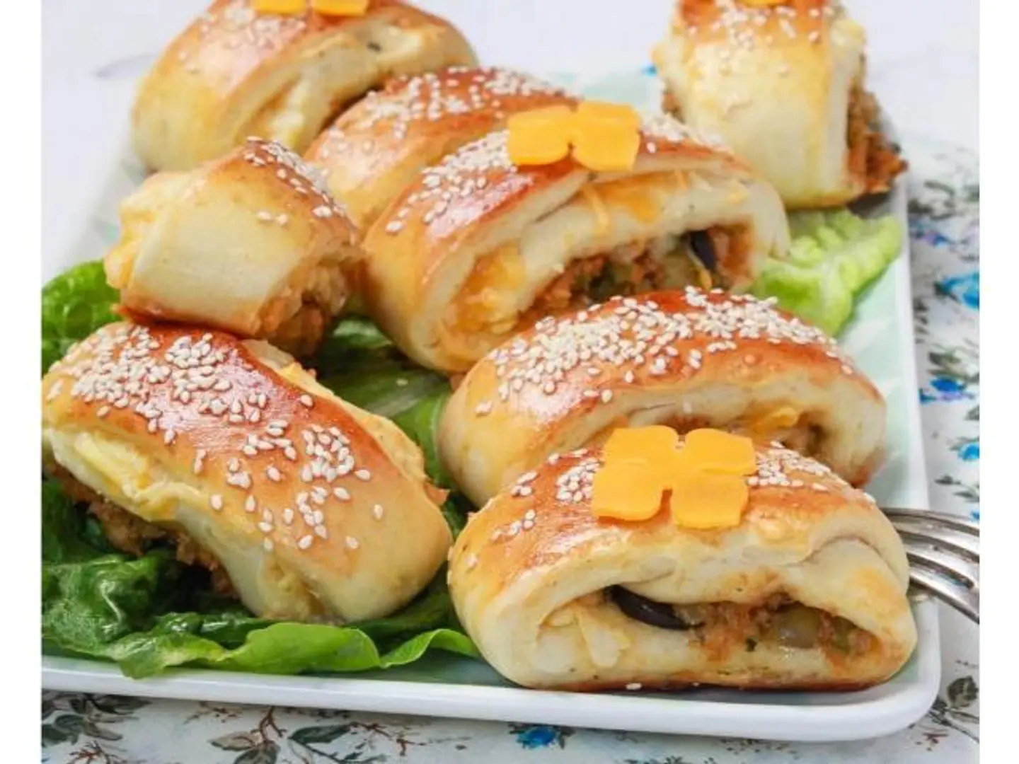 فطيرة تونة وجبن