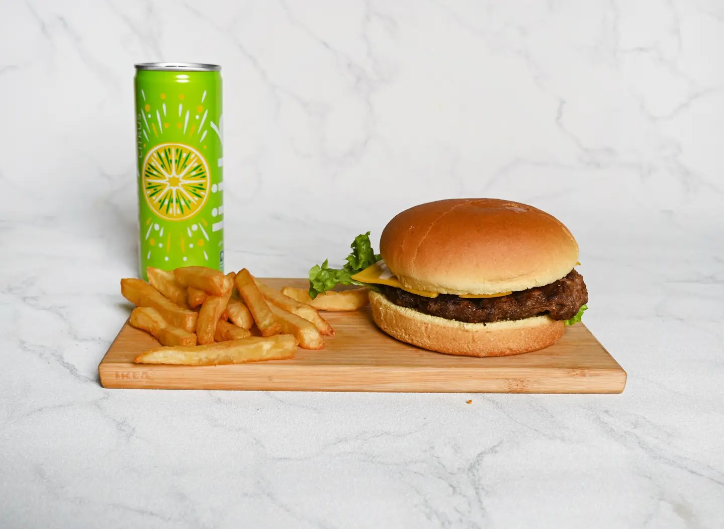 وجبة برجر لحم