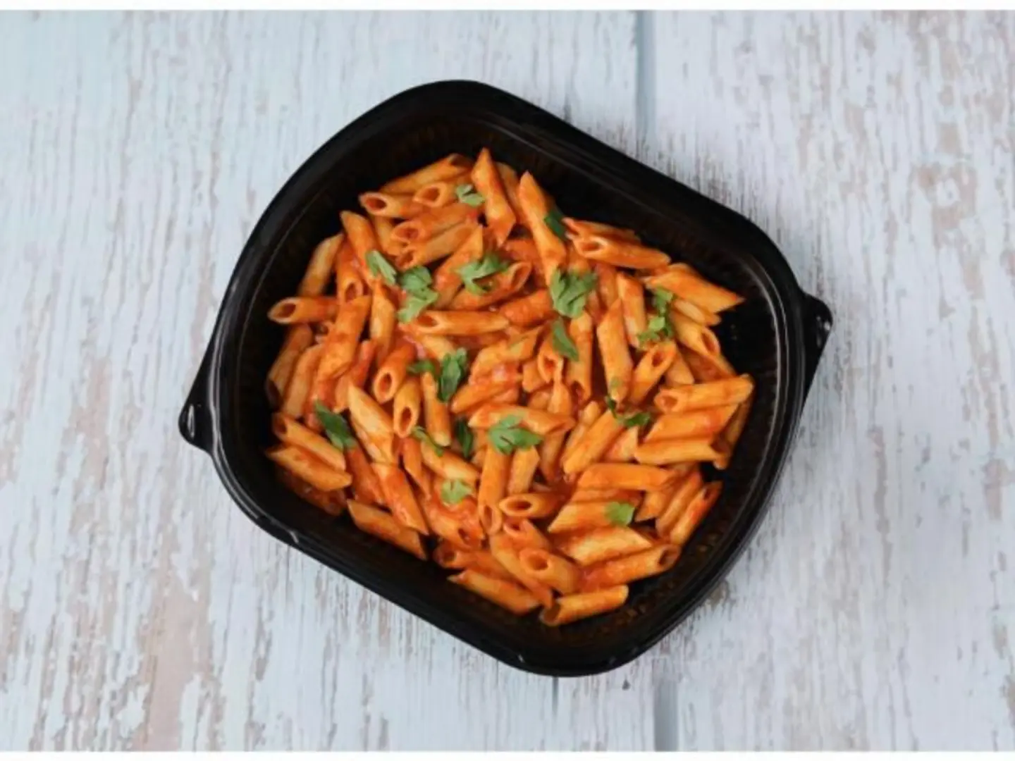 باستا صوص احمر