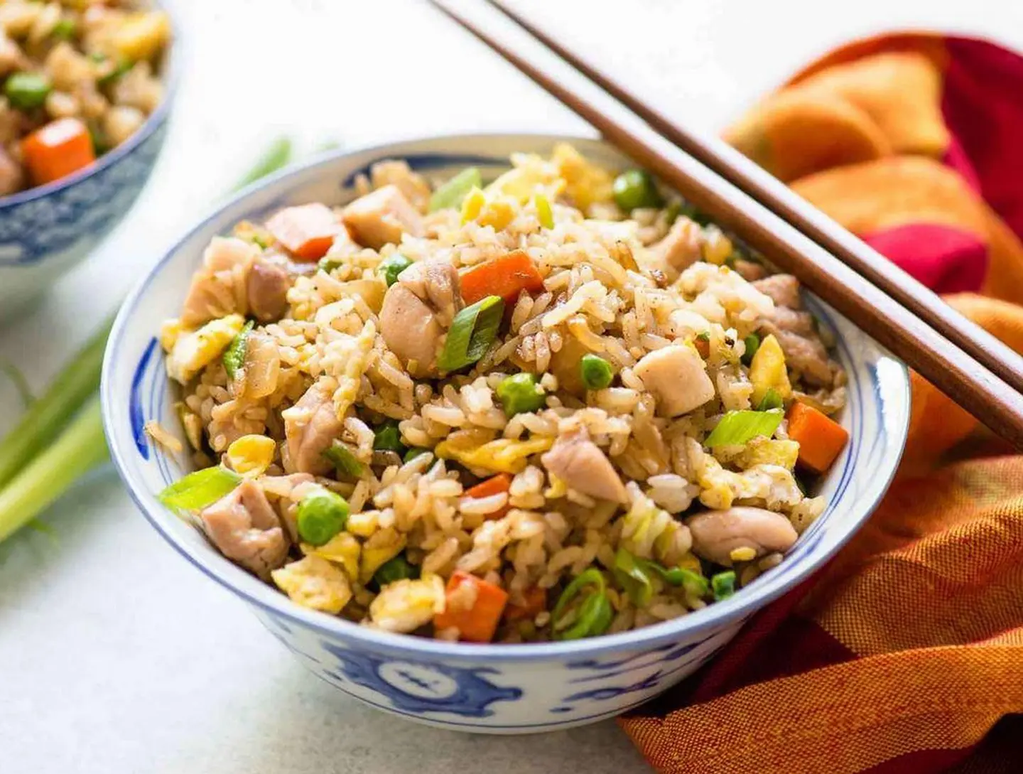 أرز مقلي بالدجاج