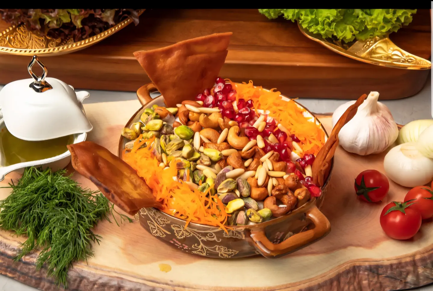 صحن فتة شامية بالمكسرات