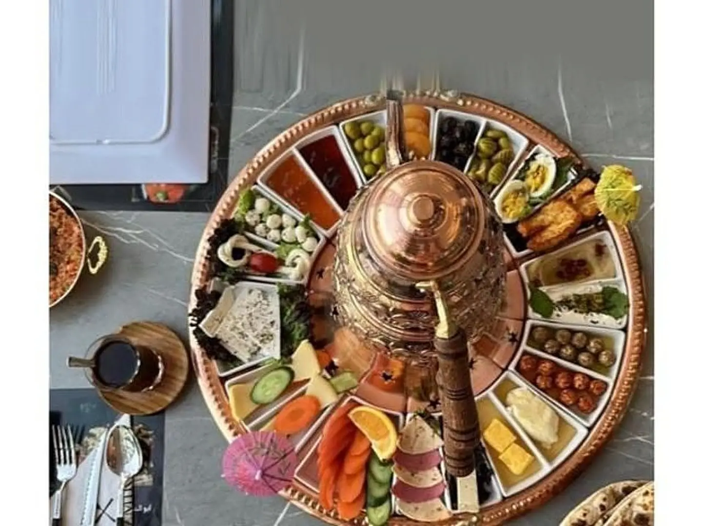 فطور ل 3 اشخاص