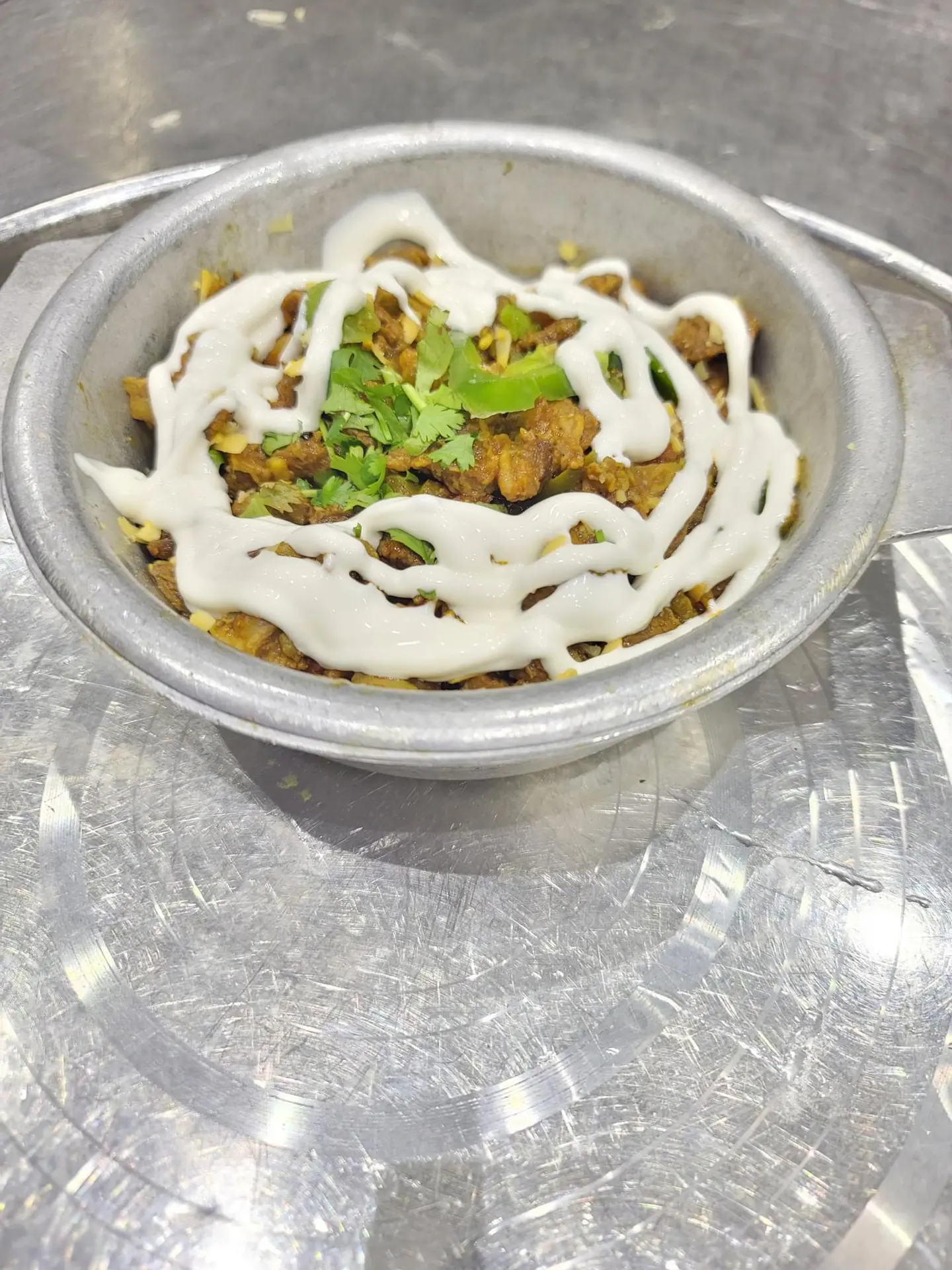 لحم مقلقل جبن سائل