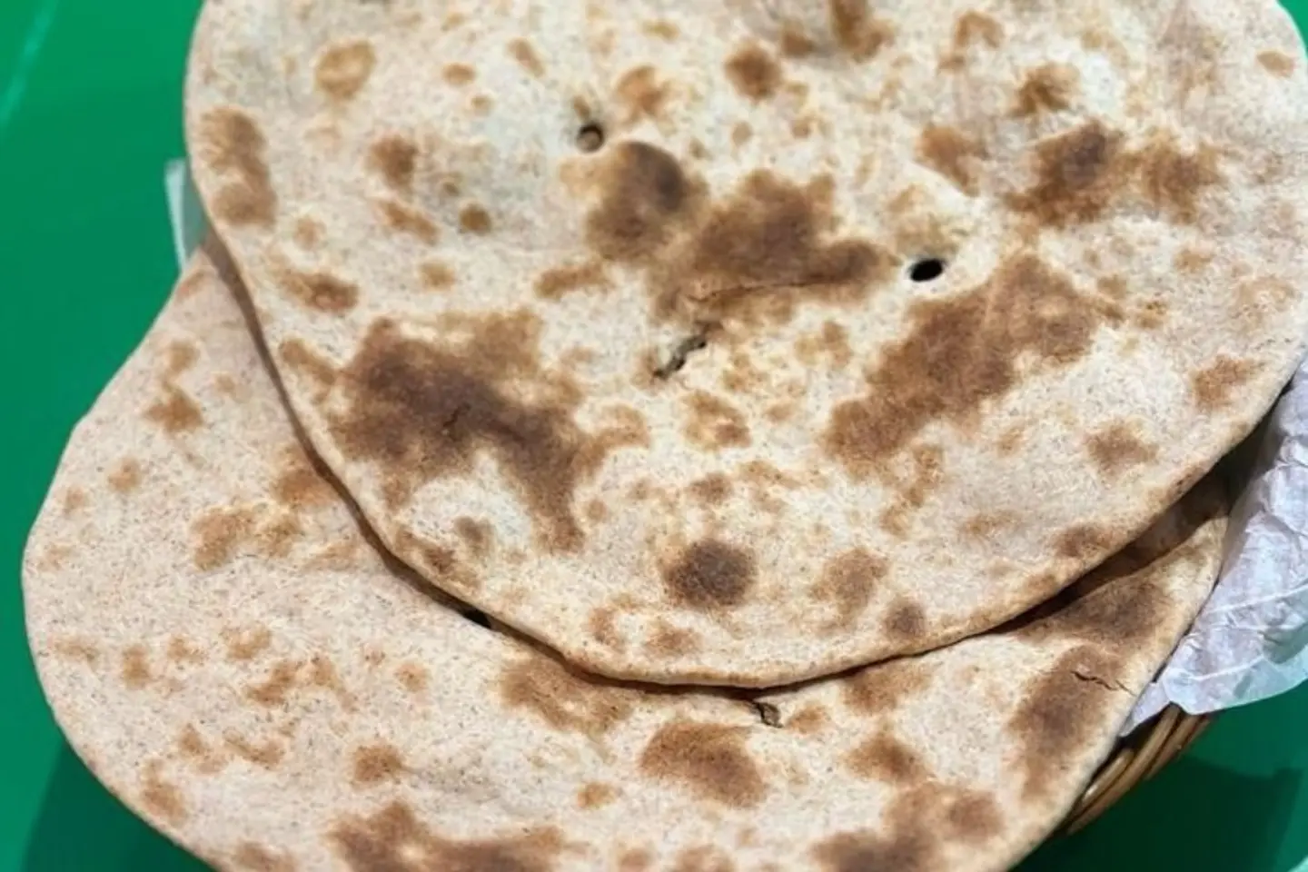 الخبز العادي