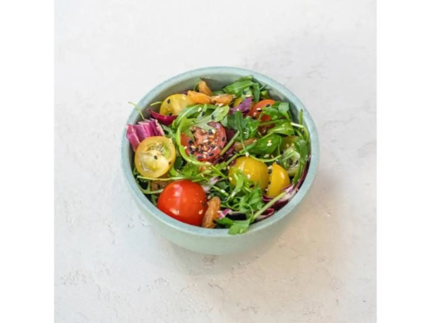 سلطة خضراء جانبية