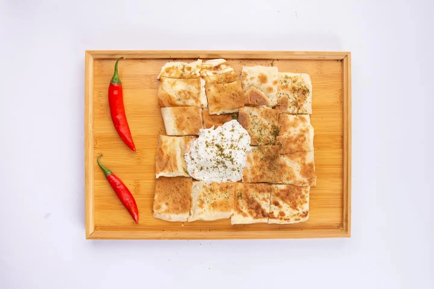 مطبق لبنة زعتر
