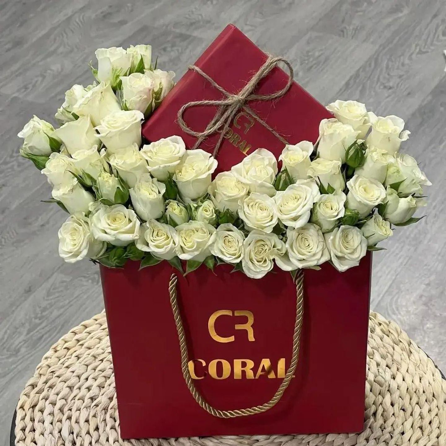 سلسال مع ورد من براند كورال 99