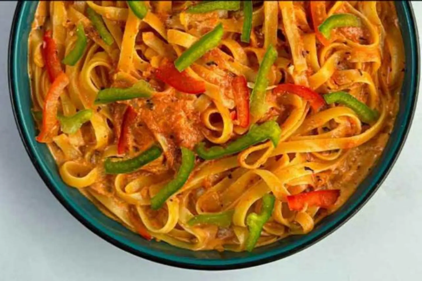 Red Fettuccine With Chicken