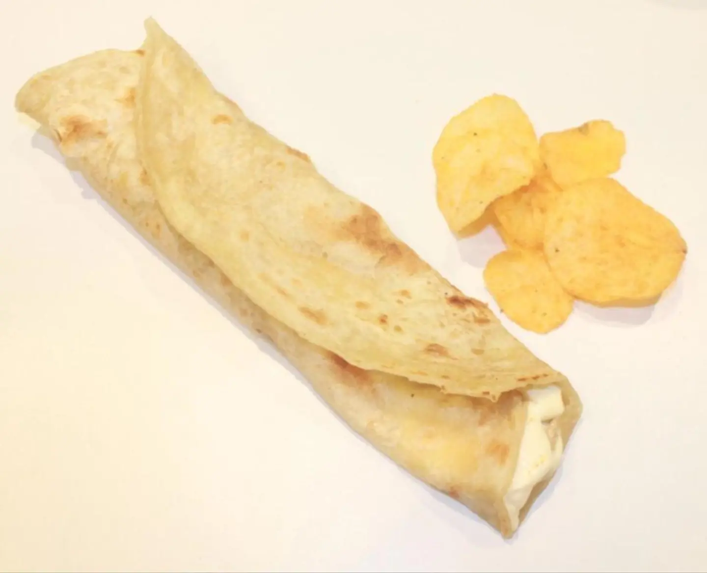 Chapati With Cheese And Omani Chips