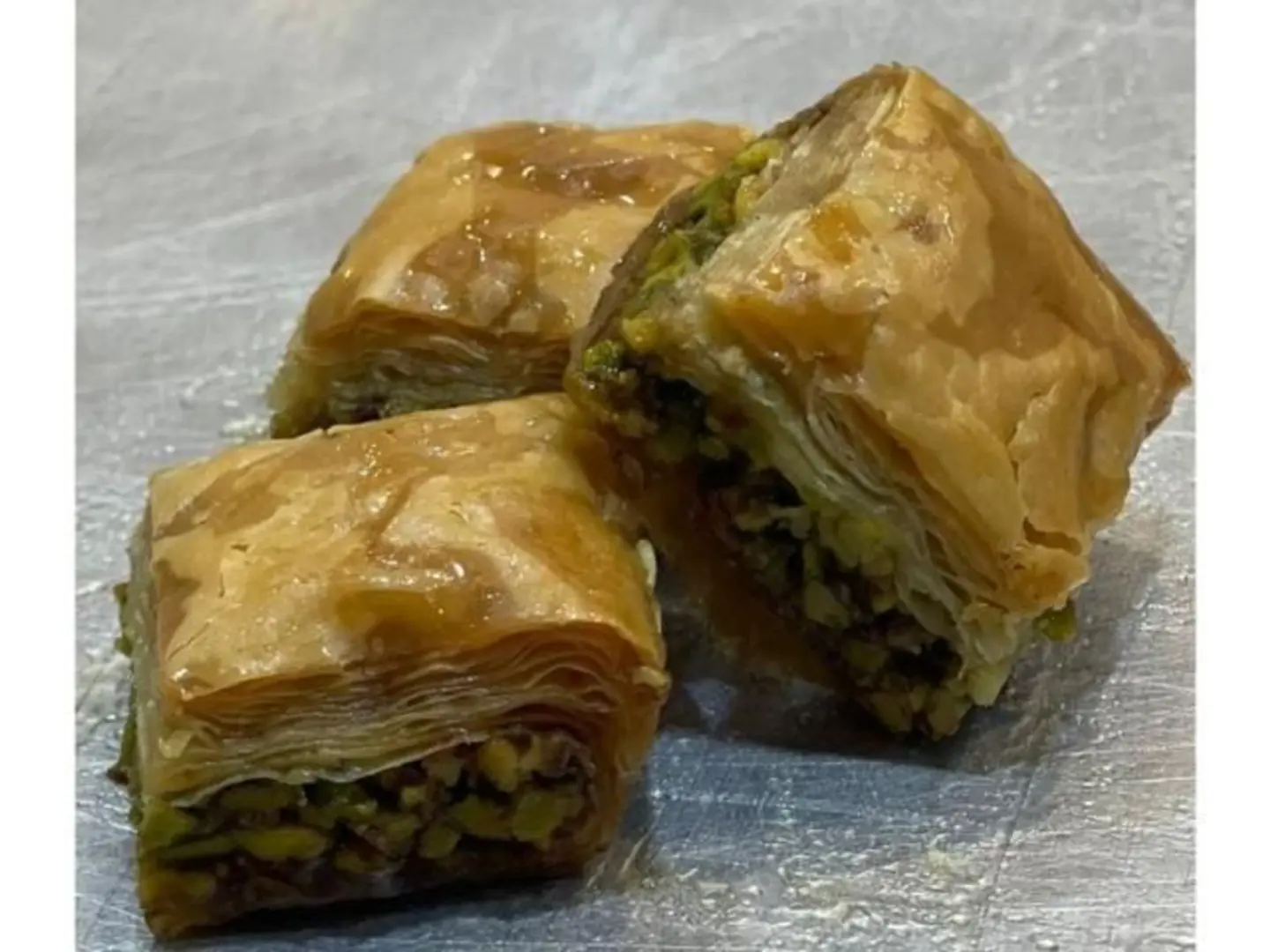 Knife Baklava